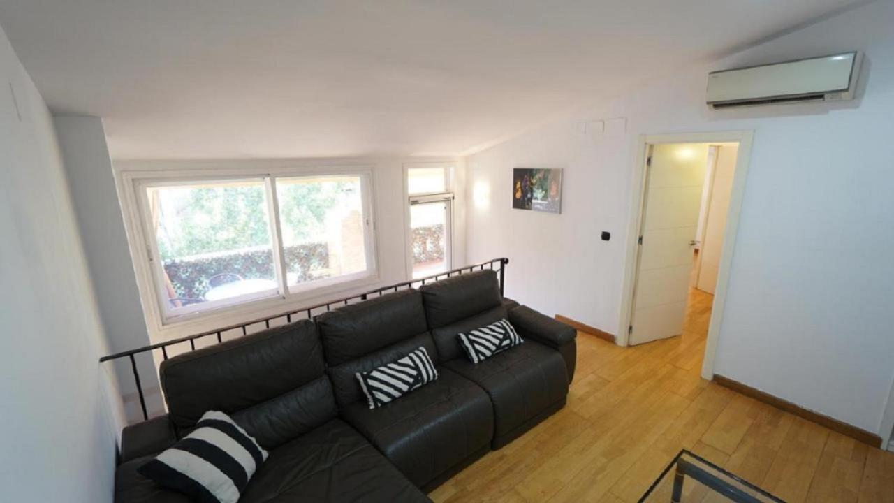 Duplex Puerta Carmona - Kainga Homes セビリア エクステリア 写真