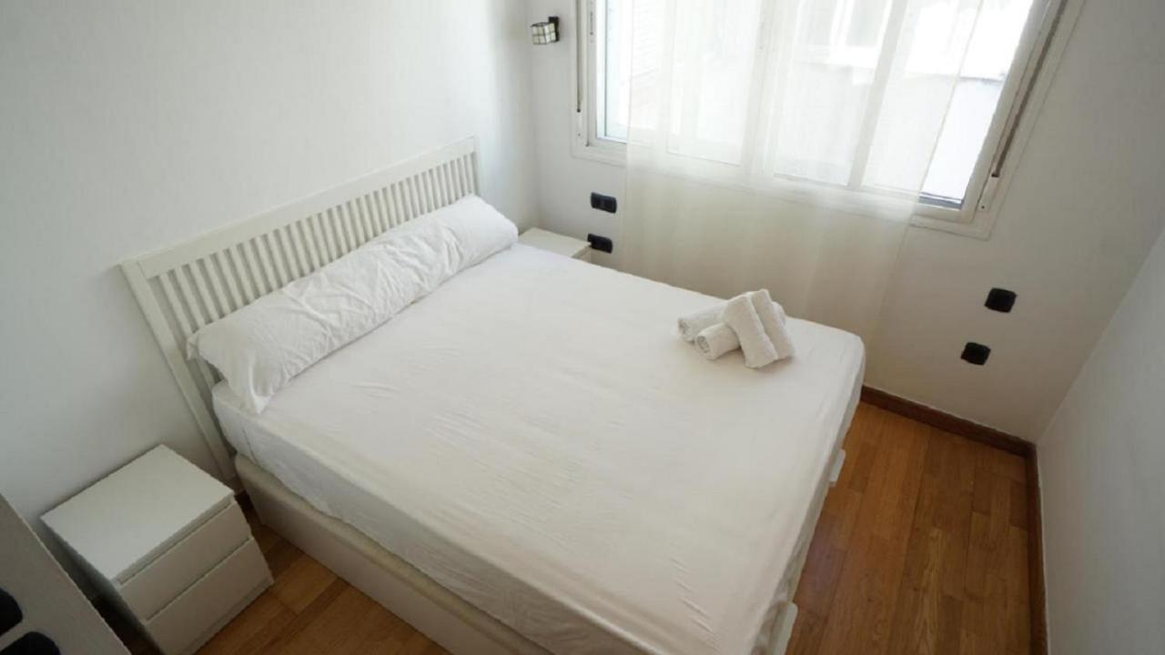 Duplex Puerta Carmona - Kainga Homes セビリア エクステリア 写真