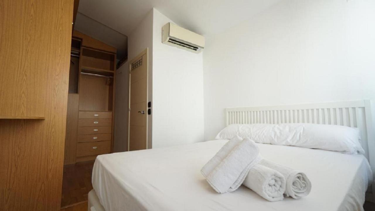 Duplex Puerta Carmona - Kainga Homes セビリア エクステリア 写真